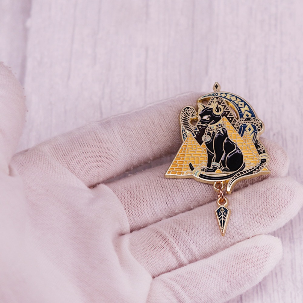 Exotische Vintage Wüstenzivili – Collectible Vintage Brooches Bewertung und Preis